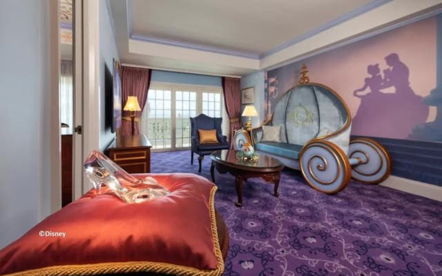 Hong Kong Disneyland Hotel - photo 5