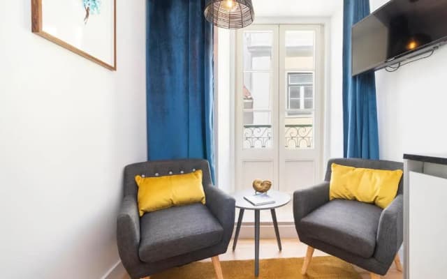 Lisbon Bica Suites Apartments - photo 3