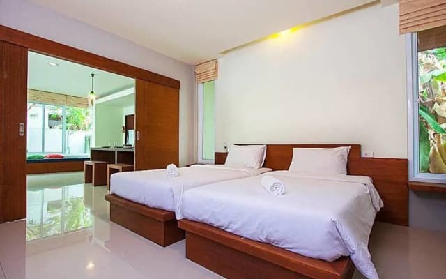 Moonscape Villa 205 - photo 2