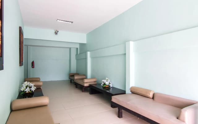 Ozz Hotel - Kuta Bali - photo 3