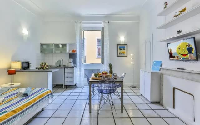 Superb Studio in Old Nice 2min walk from the beach - photo 5