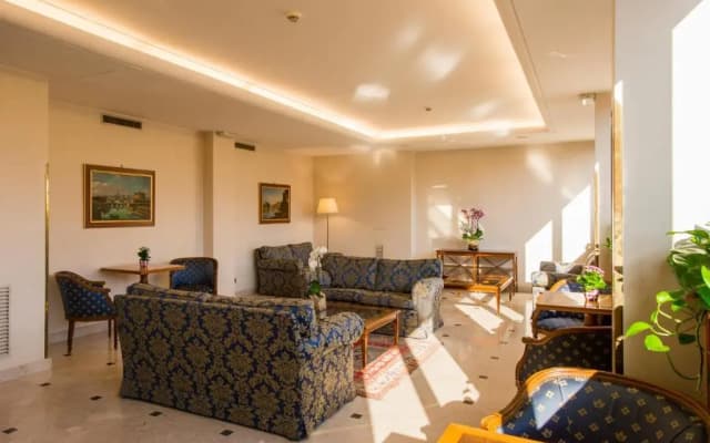 Hotel The Brand Roma - photo 2