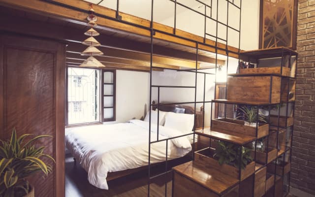 Vintage Decor Apartment Hanoi Old Town - photo 4
