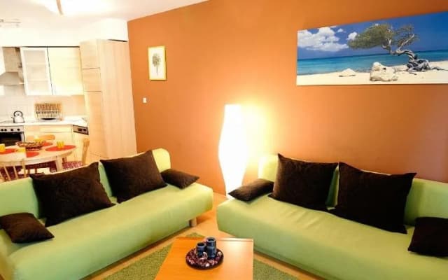 Leda Apartments - photo 4