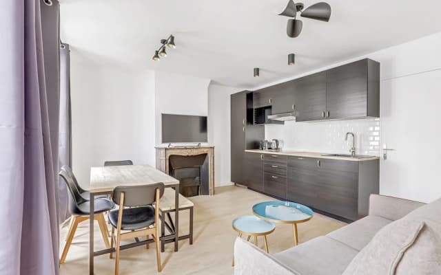 Pick A Flats Nation Avron Apartments - photo 3