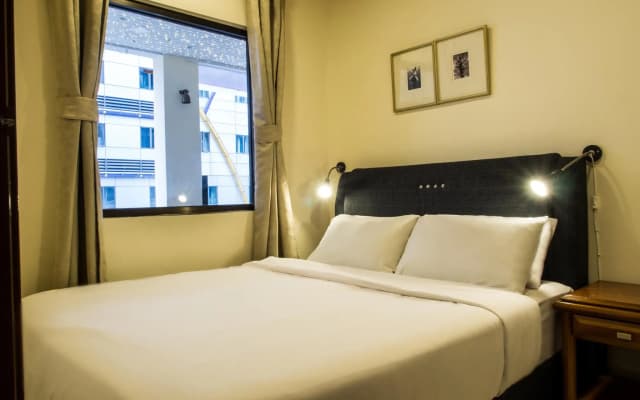 Goldbrick Hotel - photo 3