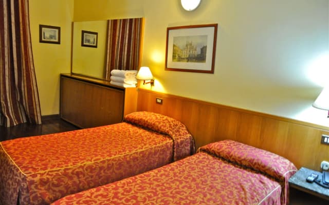 Hotel Vecchia Milano - photo 2