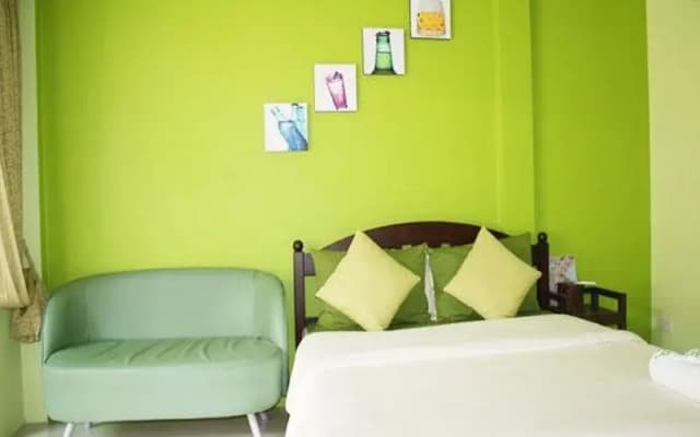 Barberry Beach Resort - photo 4