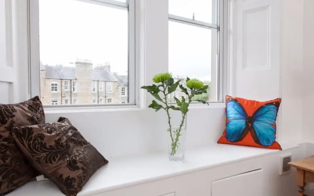 Cozy 1-bed Flat in Stockbridge Sleeps 4 - photo 2
