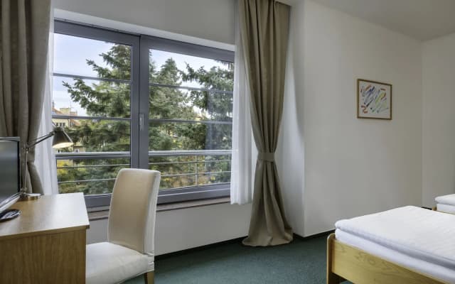 Hotel OYA - photo 3