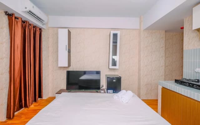 Nice And Cozy Studio At La Hub City Apartment - photo 4
