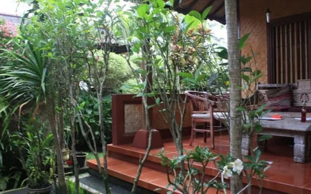 Suarsena Bungalow 2 - photo 5