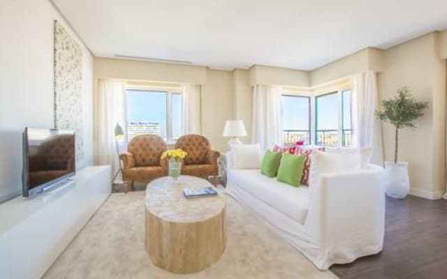 Spain Select Torre de Madrid Apartments - photo 2