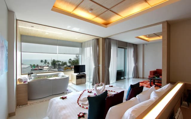 The Kee Resort & Spa - photo 5