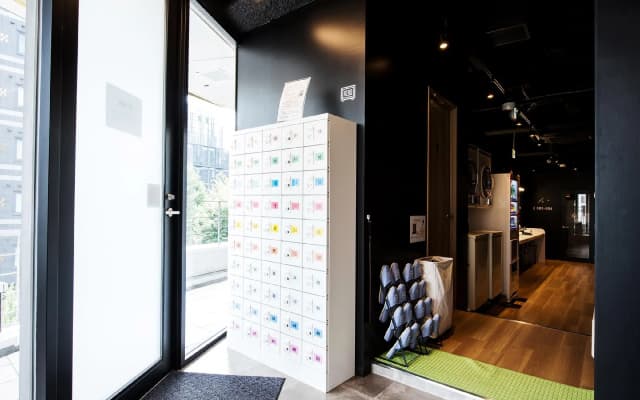 Capsule Hotel Transit Shinjuku - photo 2