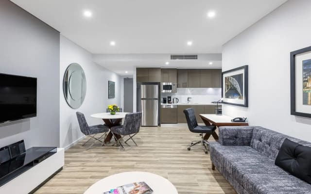 Meriton Suites Mascot Central - photo 3