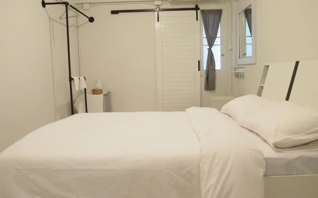 Stay Awhile - photo 3