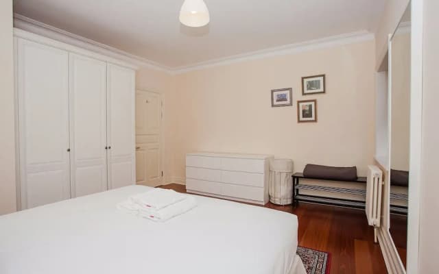 London Bridge Designer Flat - photo 3