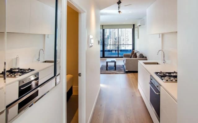 Spencer Street Apartments - photo 3