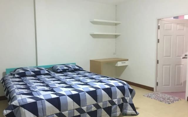 Family Guesthouse - photo 5