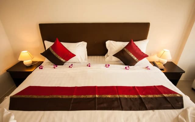 Grande Elegance Serviced Apartment - photo 4
