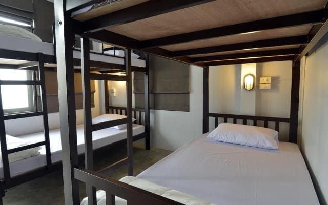 Some Rest Hostel Khao San - photo 2