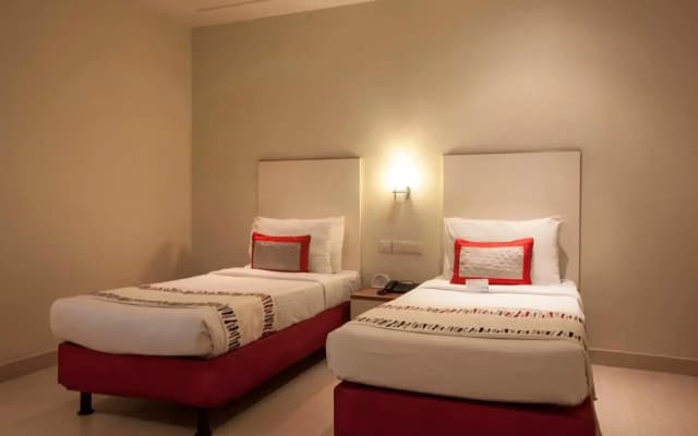 Avalon Courtyard Residence Suites - photo 3