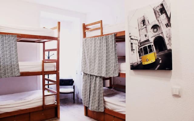 Royal Prince Hostel - photo 5