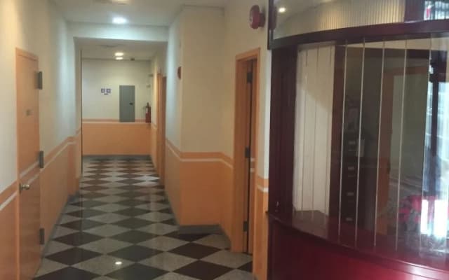 Explore Hotel and Hostel - photo 2