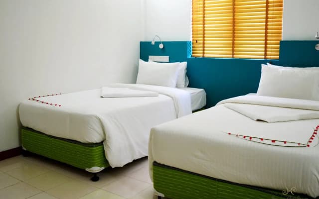 Long Beach Laamu - photo 4