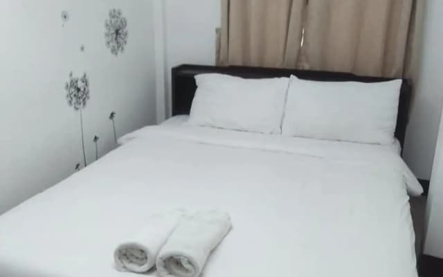 The Moat Hostel - photo 3