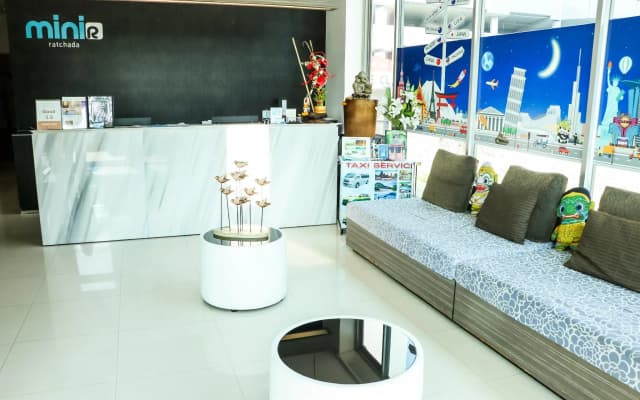 The Mini R Ratchada Hotel - photo 2