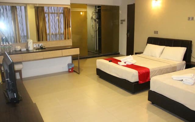 T Hotel Jalan Tar - photo 4