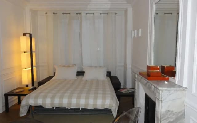 Paris Authentic Appartements Tour Eiffel - photo 2