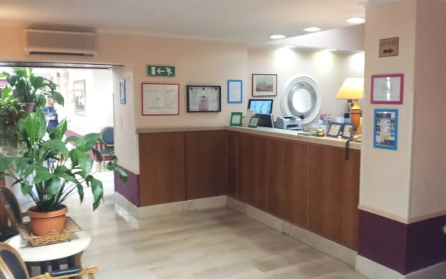 Center 1&2&3 Hotel - photo 2
