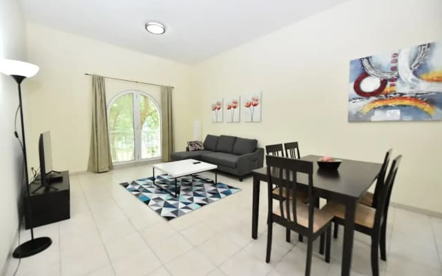 BRID - Spacious 1 Bed with garden view - photo 5