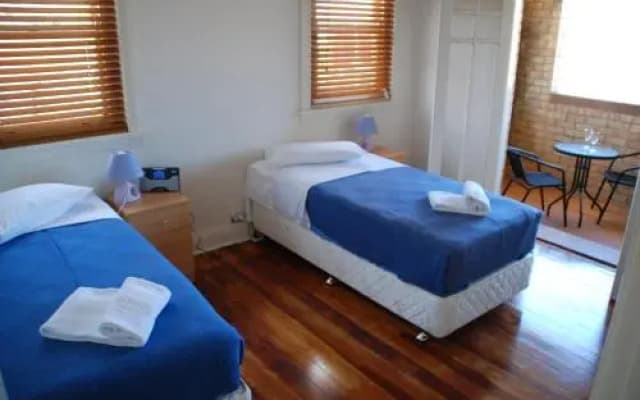 Accommodation Sydney Rockdale - photo 5