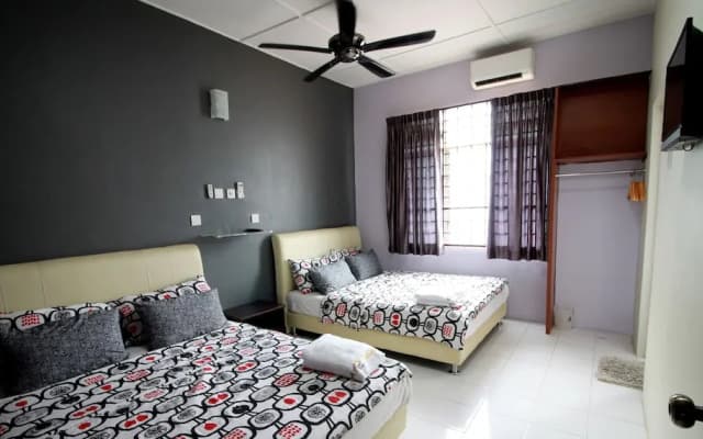 JusInn Homey Guesthouse - photo 5