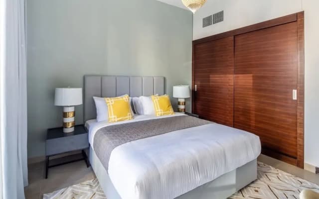 Modern & Classy 1BR Overlooking Marina! - photo 2