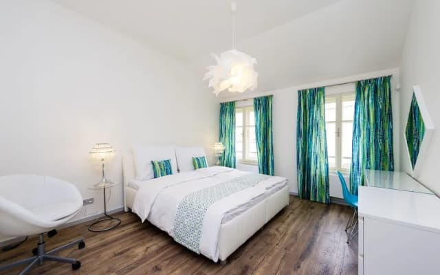 EMPIRENT Mucha Apartments - photo 2