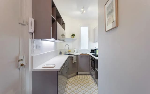 Montmartre - Cozy Home for 2 Guests - photo 4