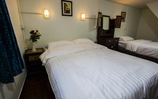 Baan Gaysorn Hostel - photo 3