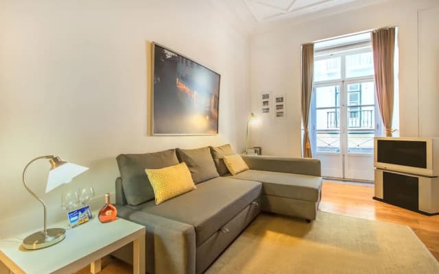 Chiado Balcony Apartment - photo 2