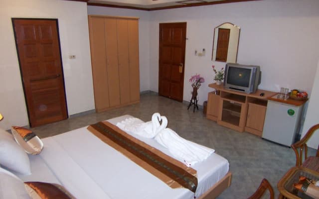 Hotel Orchid Residence - photo 3