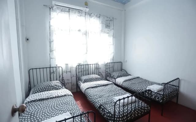 曼谷睡莲旅舍(Water Lily Hostel Bangkok) - photo 4