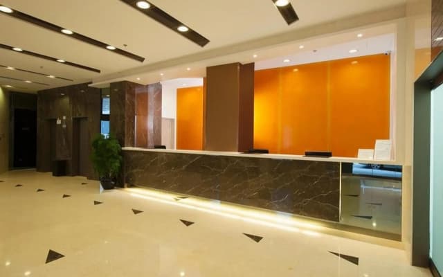 Travelodge Kowloon - photo 2
