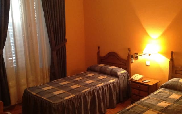 Hostal Las Fuentes - Adults Only - photo 5