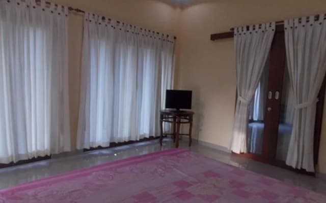 Yogi House Ubud - photo 2