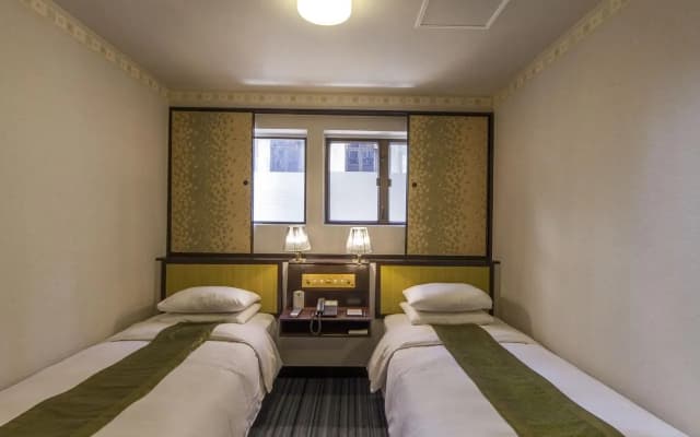 Evergreen Hotel - photo 4