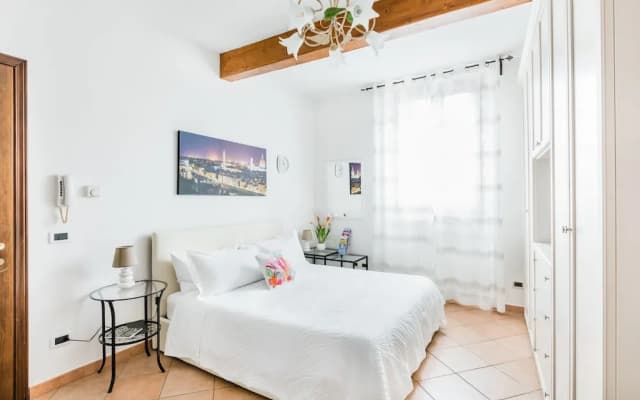 Florence Liona Apartments - photo 4